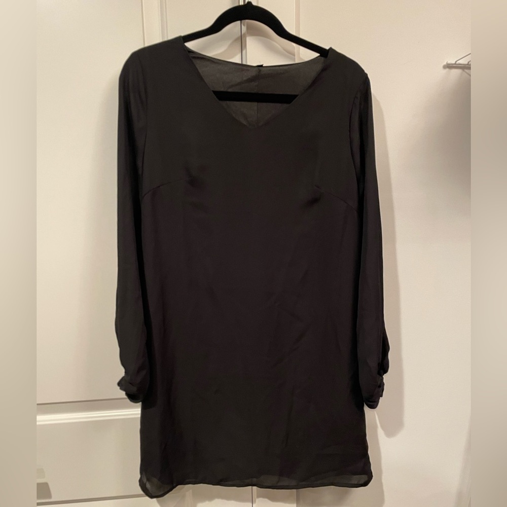 SHEIN V-Neck Lantern Sleeve Dress. Size Medium.